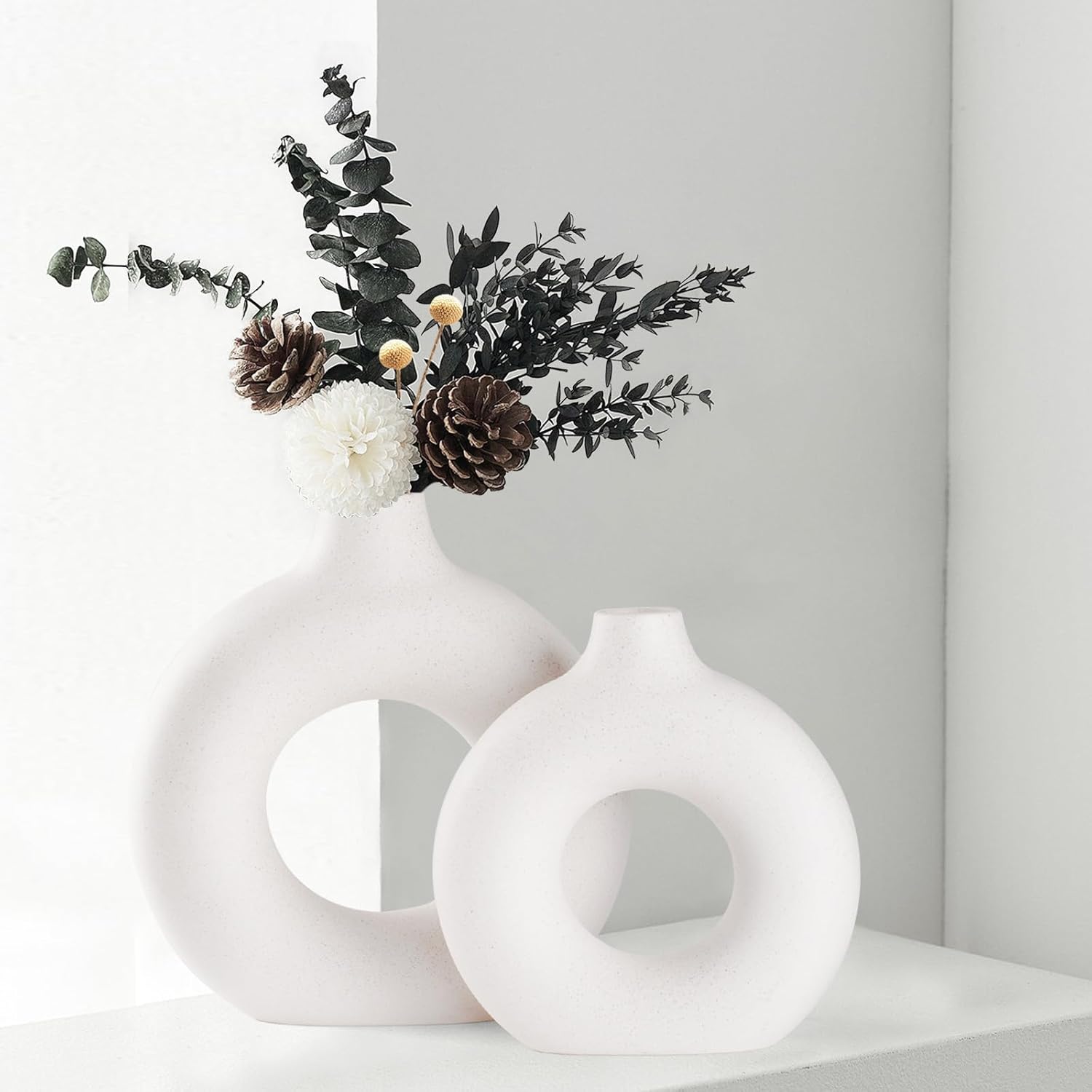 AUMESIS FORMA – Eclipse Donut Vase