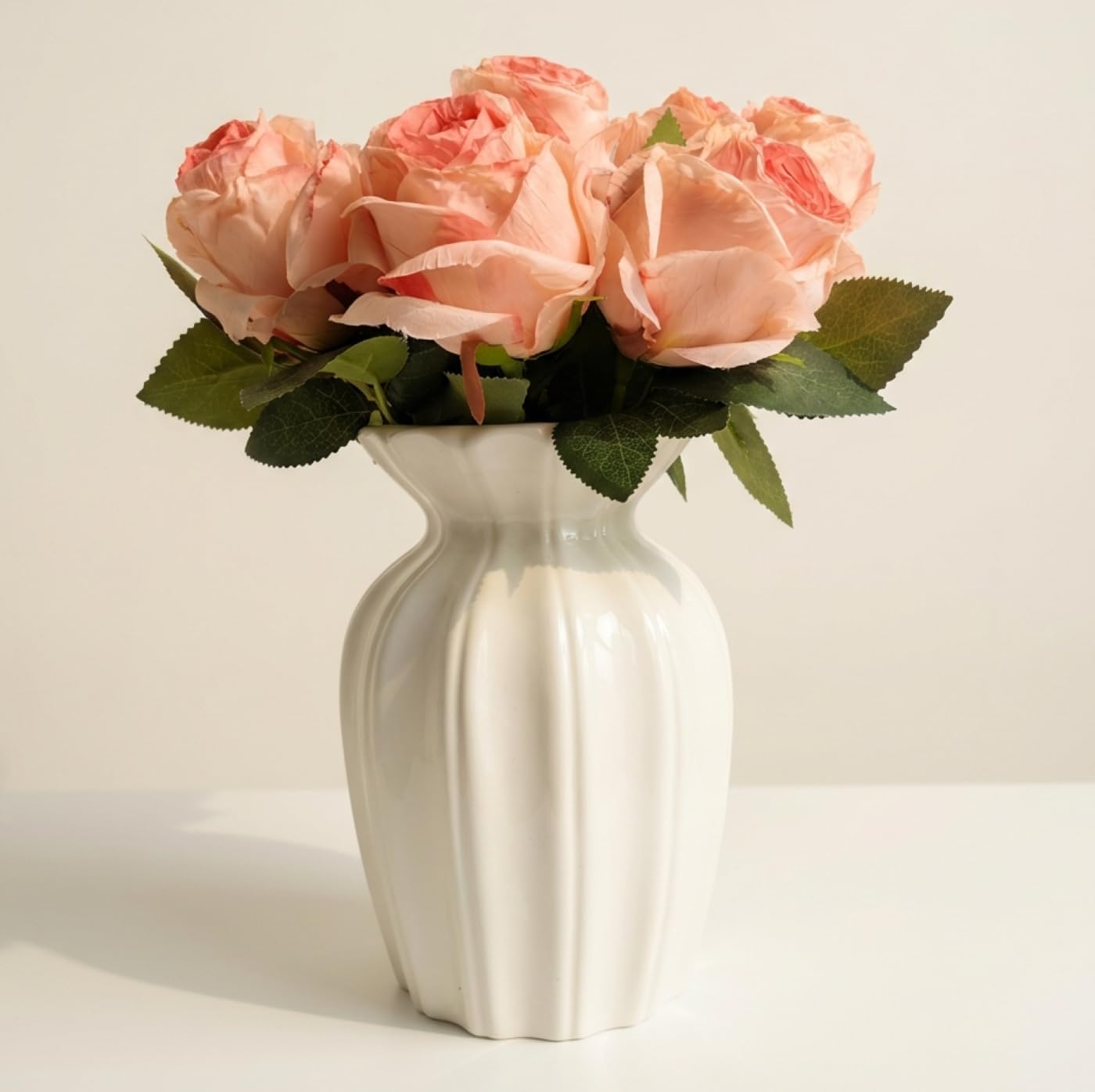 AUMESIS NORD – White Harmony Vase