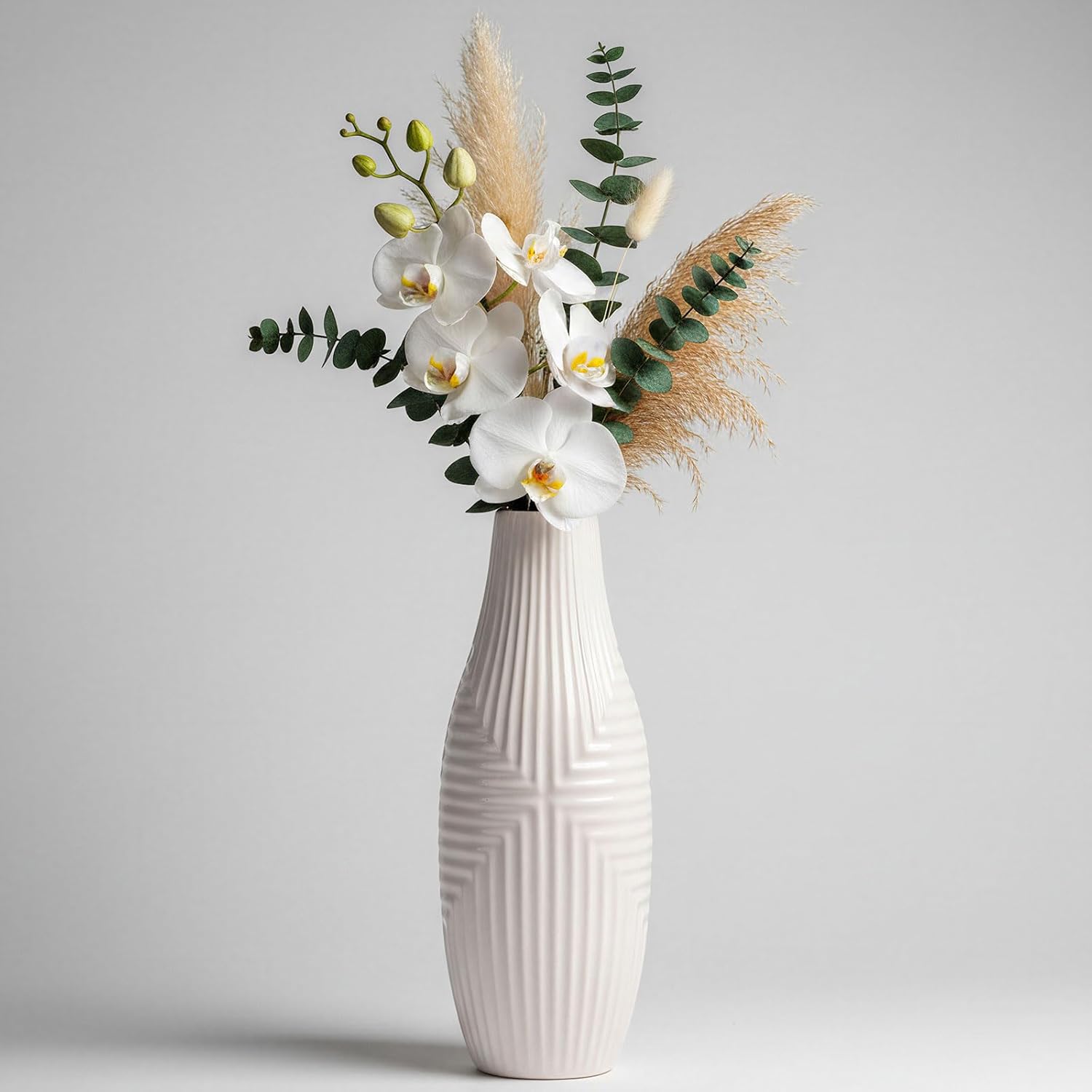 AUMESIS TERRA – Artisan White Vase