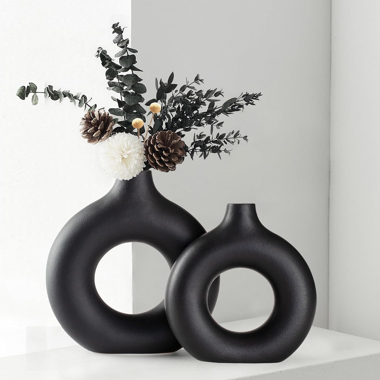 AUMESIS FORMA – Eclipse Donut Vase