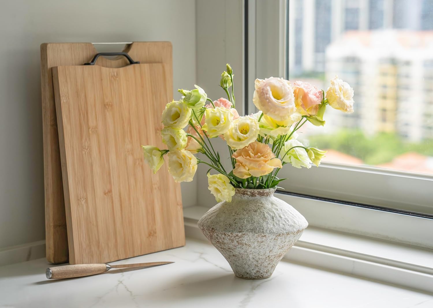 AUMESIS TERRA – Rustic Texture Vase
