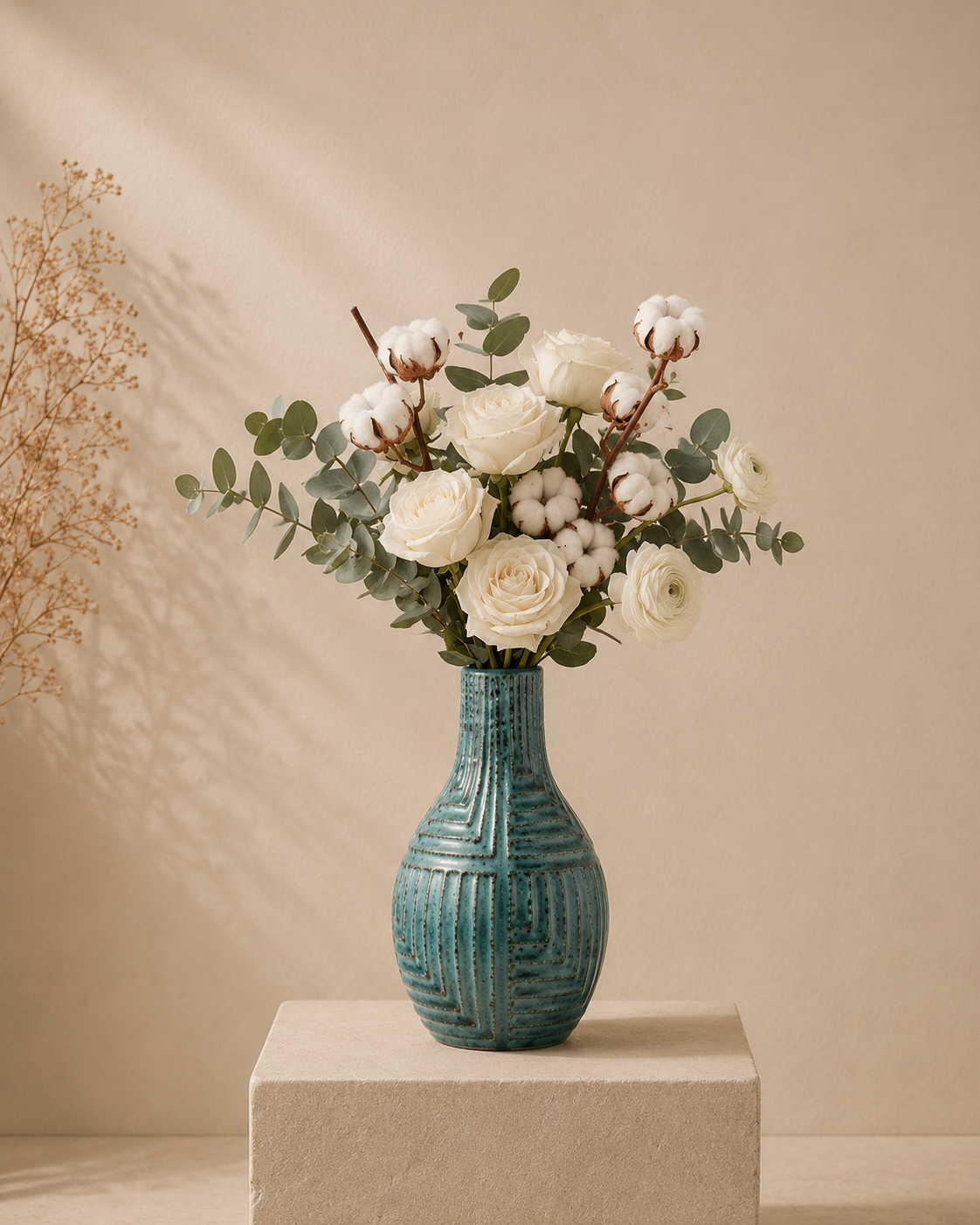 AUMESIS TERRA – Artisan White Vase
